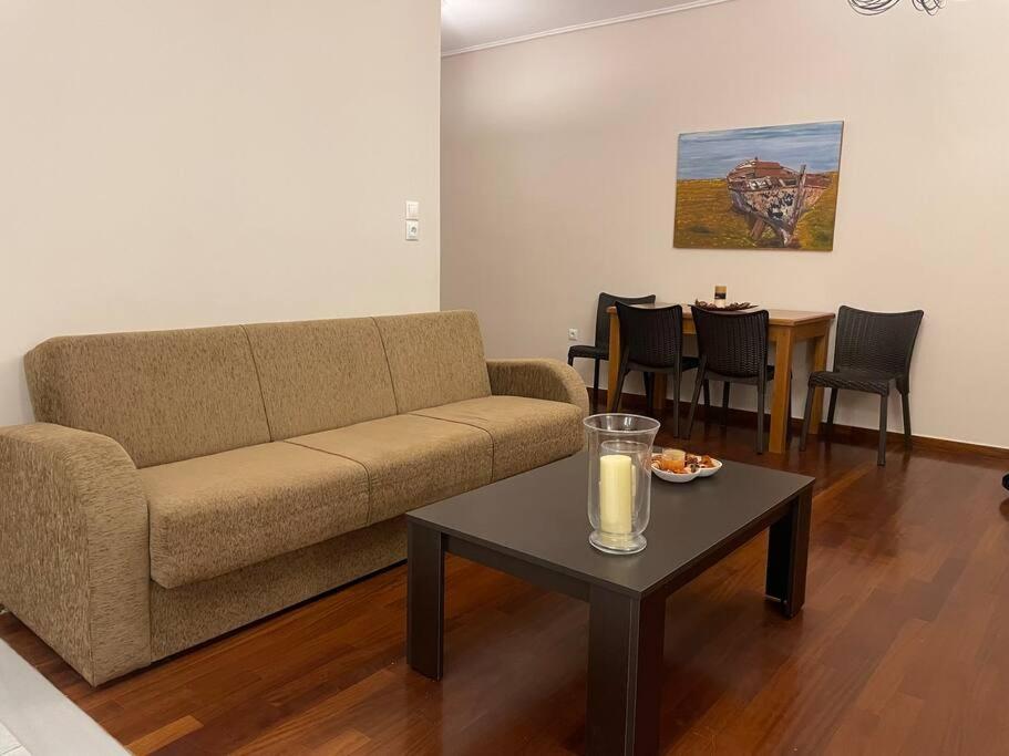 Dm Apartment 1 Atenas Exterior foto